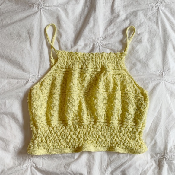 urban outfitters yellow top
